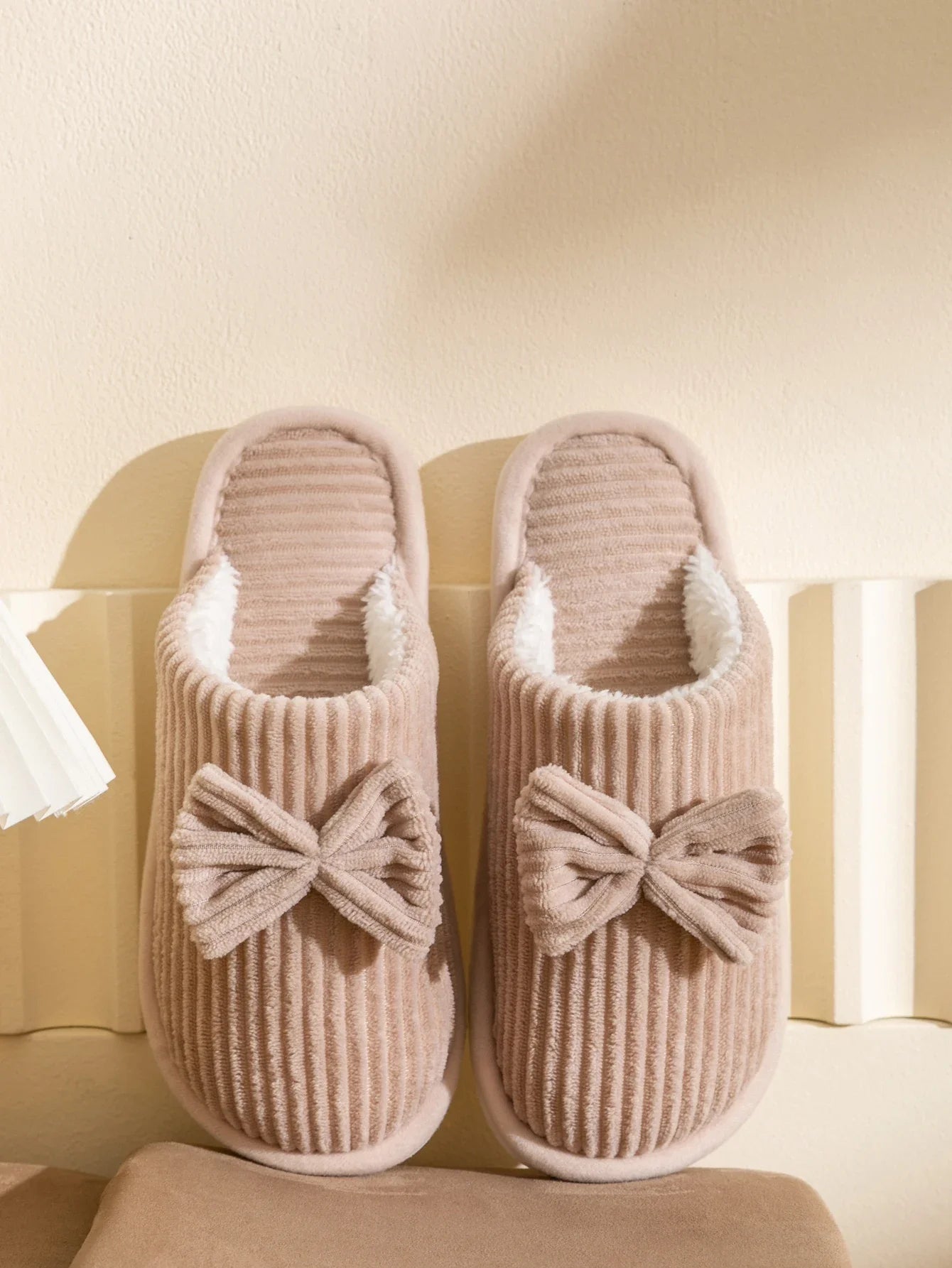 Womens Plush Bow Slippers